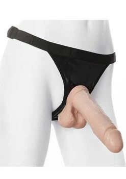 Vac-U-Lock Realistic Cock – With Ultra Harness – 8 Inch